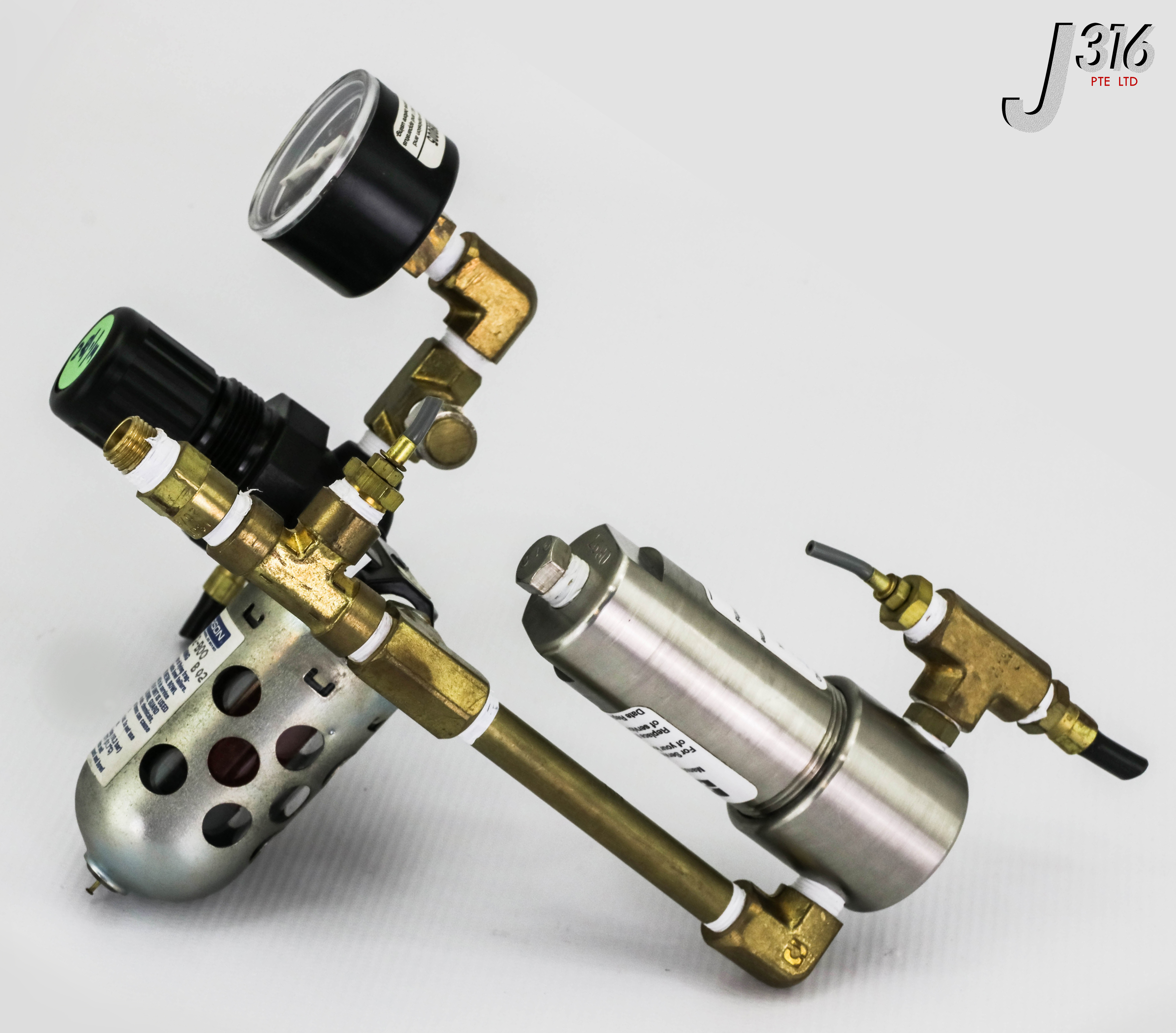 スムース 13534 NORGREN REGULATOR W/ GAUGE,PARKER 91S6 & WILKERSON M00-02